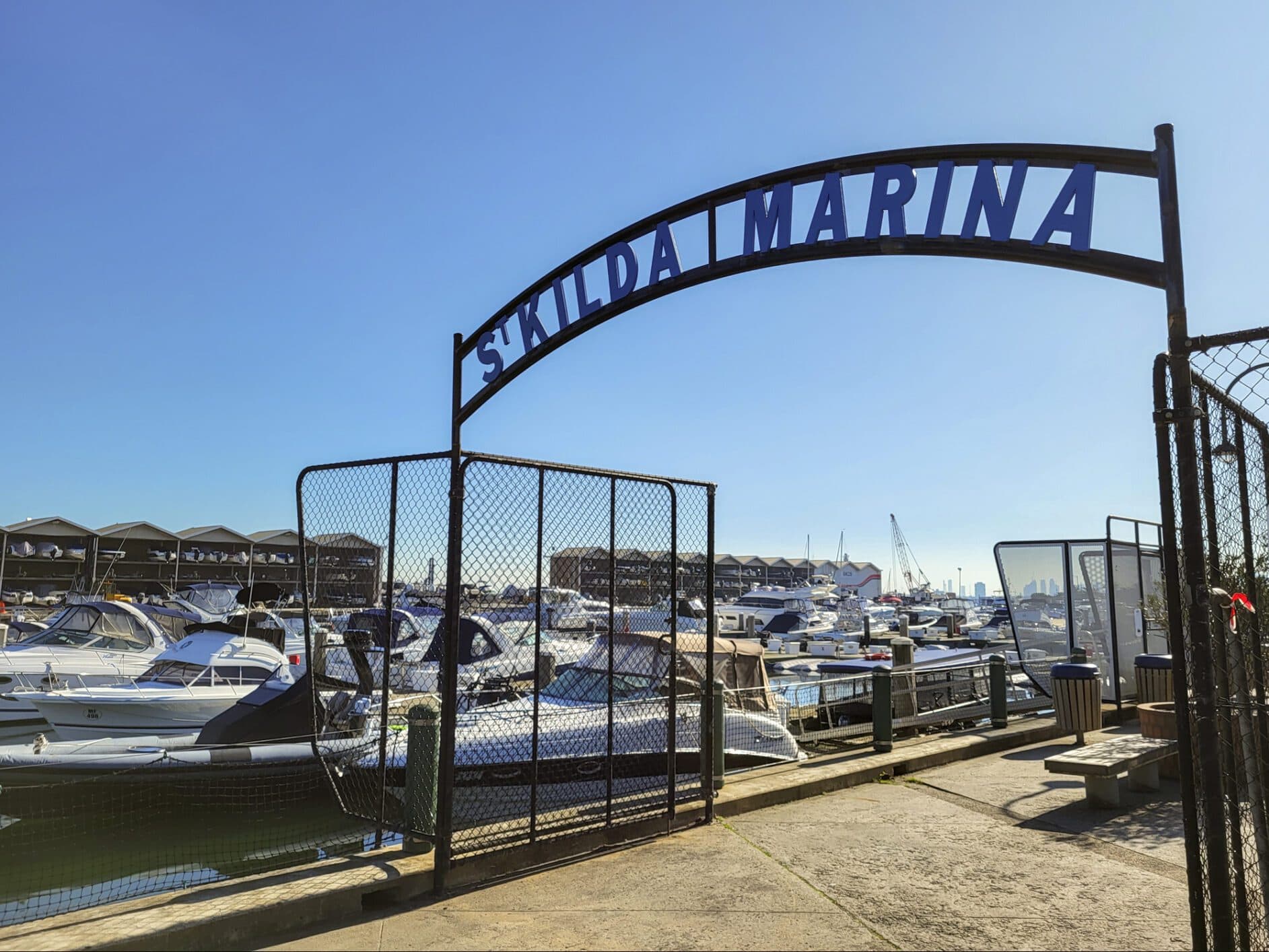 Boat Hire Melbourne | Skipper YourSelf With MatesBoat™️