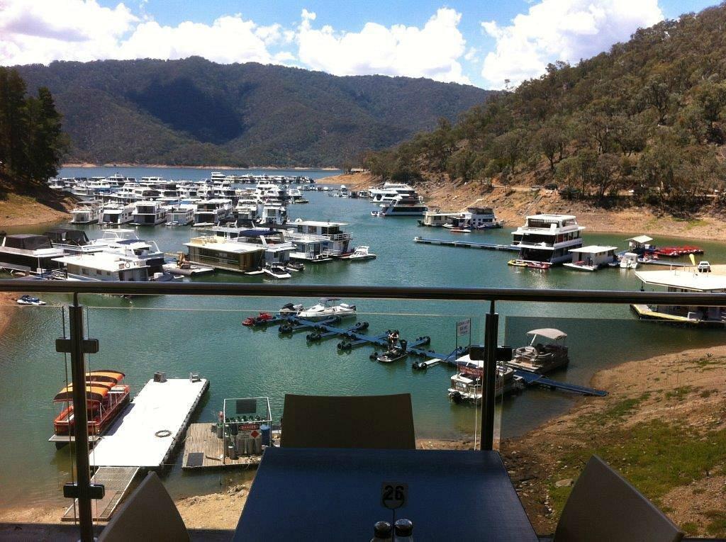 Eildon marina