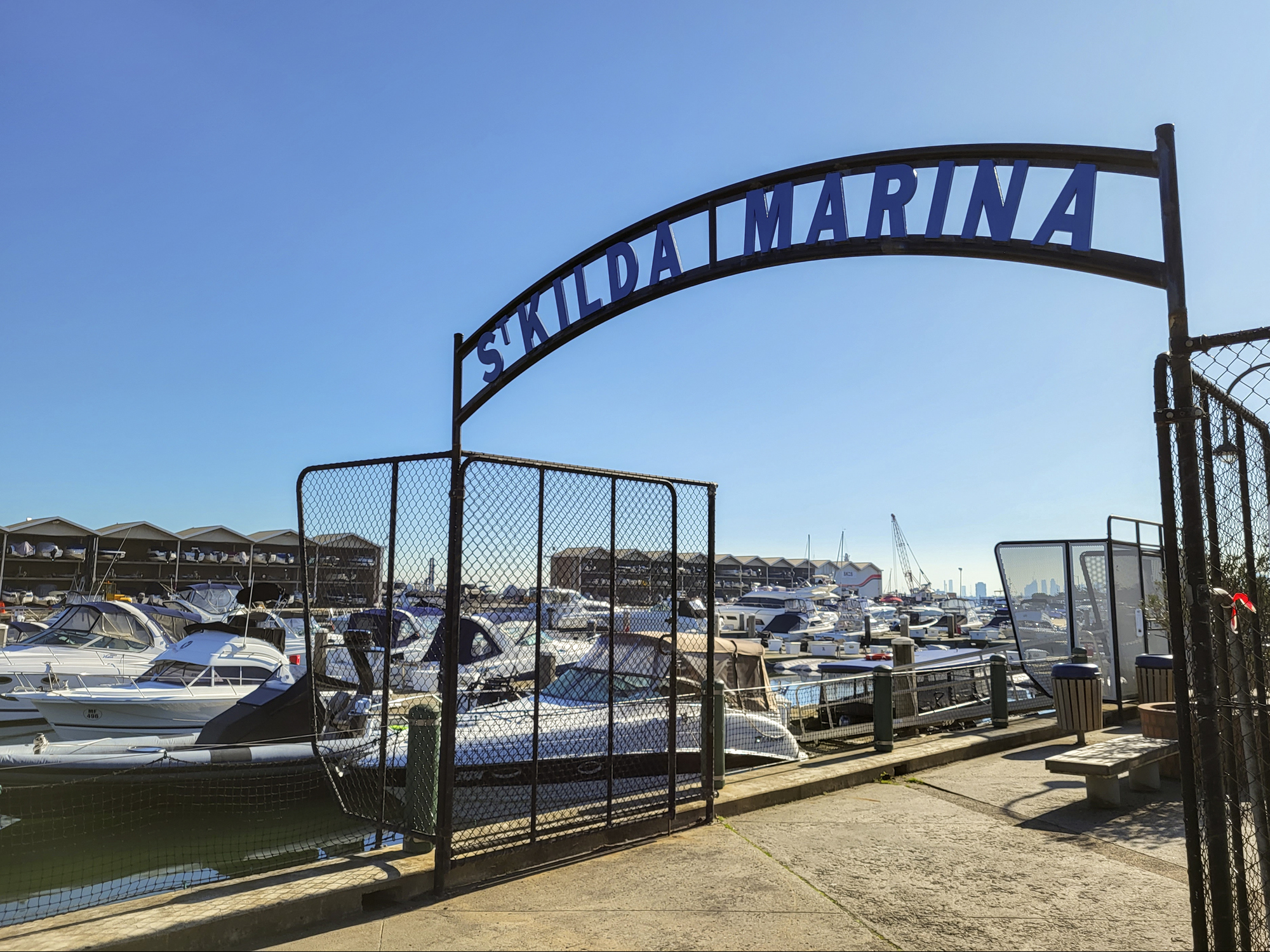 Boat Hire Melbourne Skipper YourSelf With MatesBoat™️